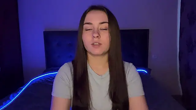 SelenaBrook webcam