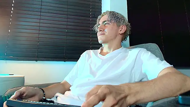 Tyler_Mcrey webcam