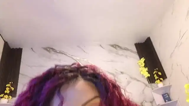 AmberNix webcam