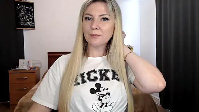 ParadiseAlina webcam