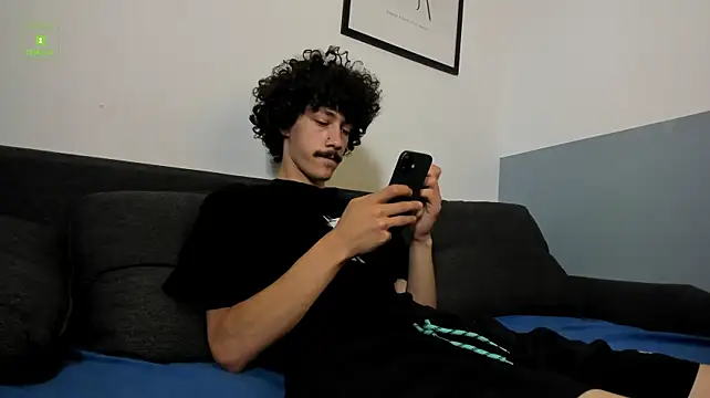 Dilan_Wolfe webcam