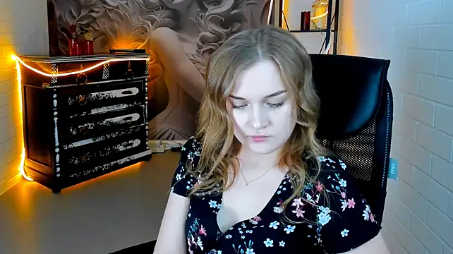 LissaTelor webcam