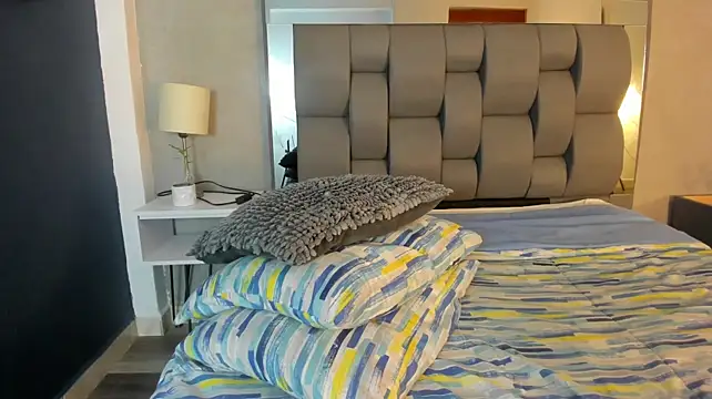 Charlie___Musk webcam