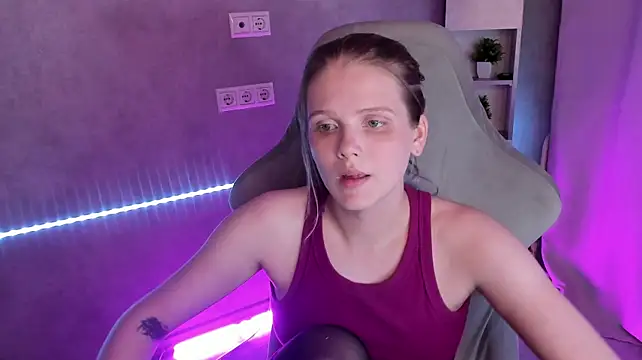 Alisa_Allison webcam