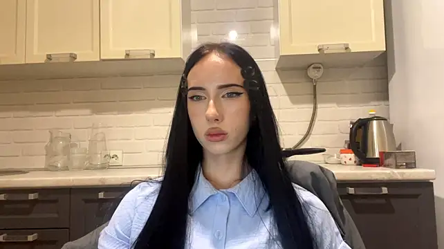 IsabellaQiueen webcam