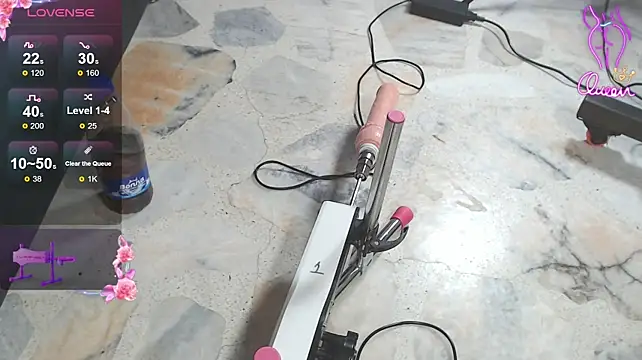 zoe_rubi webcam