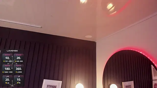 liz_98_ webcam
