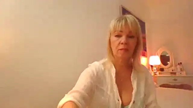 ElenRoche webcam