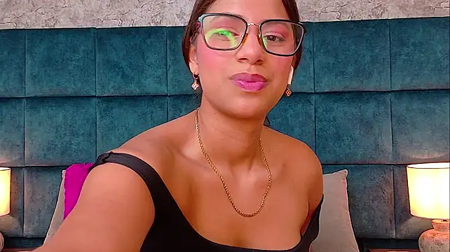 AriaCorlins webcam