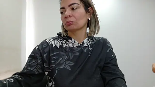 charlotedoll webcam