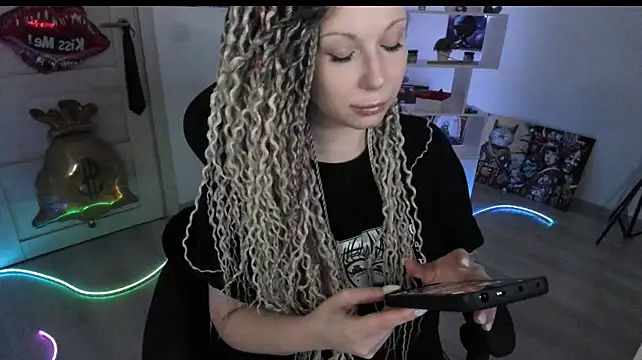 HoneySallyMoore webcam