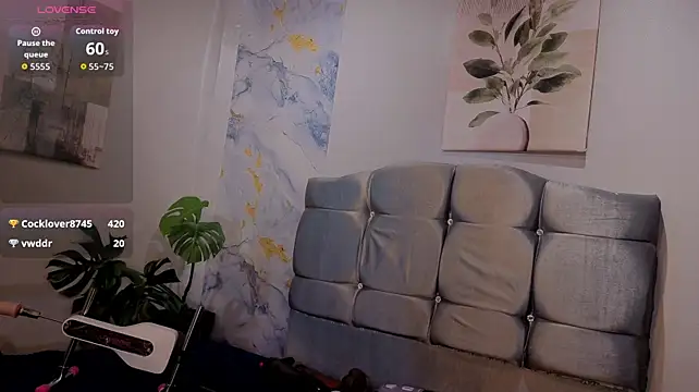 Un_Sluttyy webcam