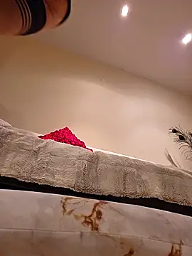 AureliaDoux live sex cam