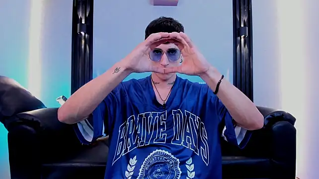 Dark_Valentino_