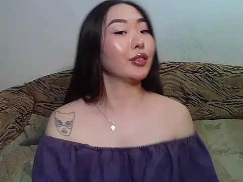 Aleksa_Blackdream live cam on StripChat