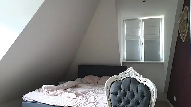 mikky50x live sex cam
