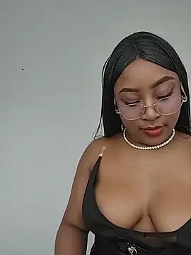 Adelehottman live cam on StripChat