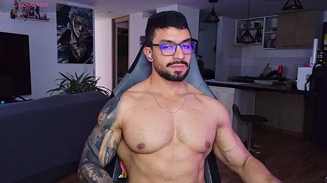 Michael_Diamond live cam on StripChat