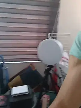LittleTymmy live cam on StripChat