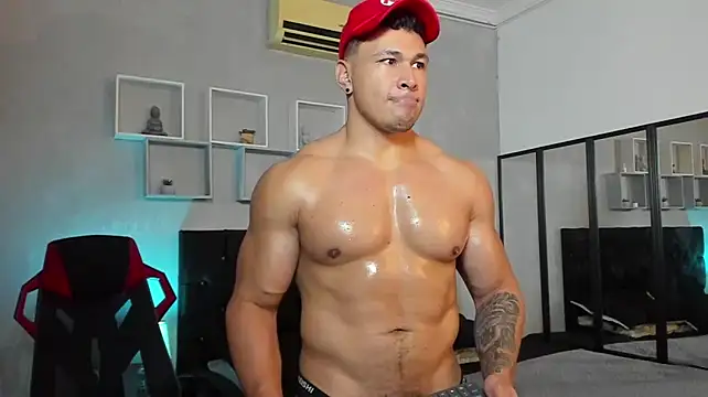 tyler_hank01 live cam on StripChat