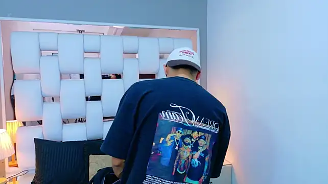 taylercruz (M twink) - put that hot lush inside of u 😍😍