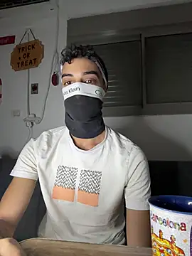 AdrianAfterDark webcam