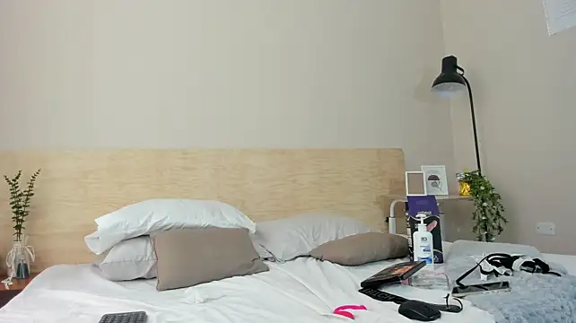 HellLilith_ webcam