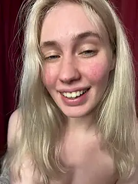 LovelyMiu live webcam