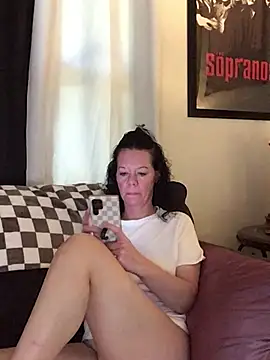 SidneyRaee webcam