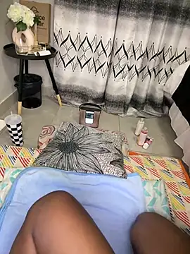 Nicole_bash webcam