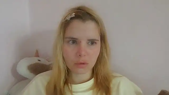 HornyElena webcam