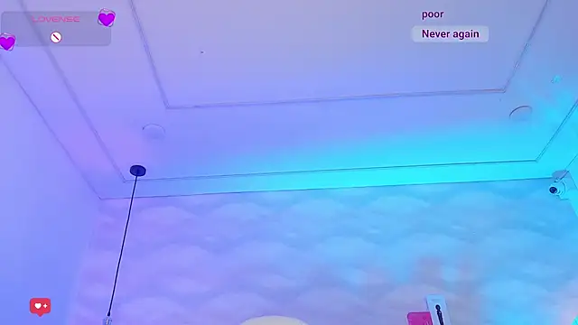 Alyshaa_ webcam
