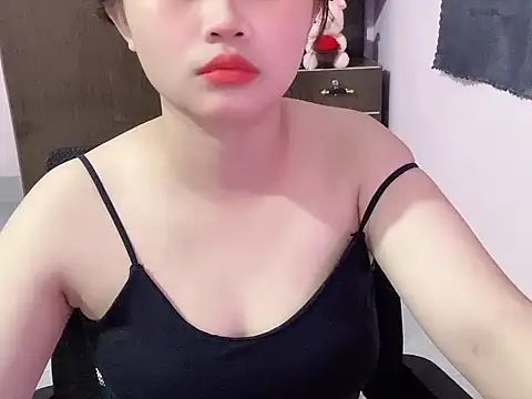 ThuPhuong888 webcam
