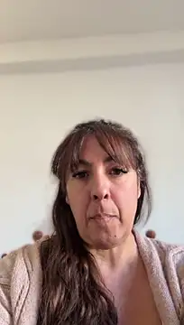 Sofyalone_ webcam