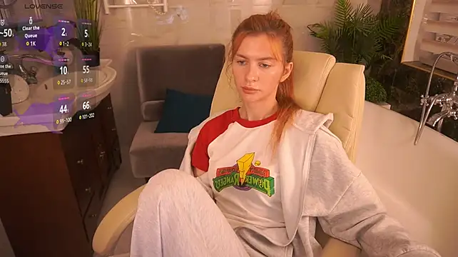 Nicol_Moonn webcam
