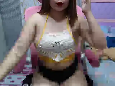 Hornyblaire18
