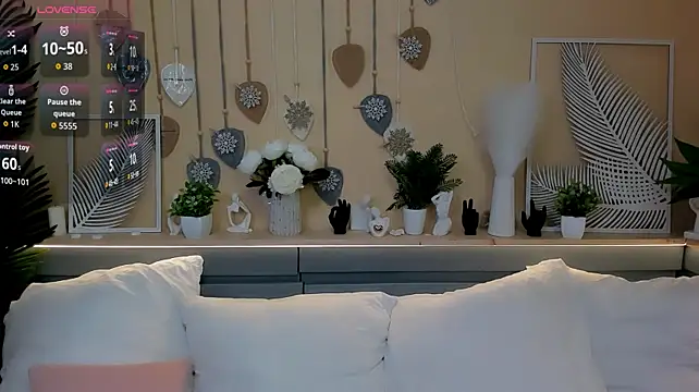 Tina_Walker webcam