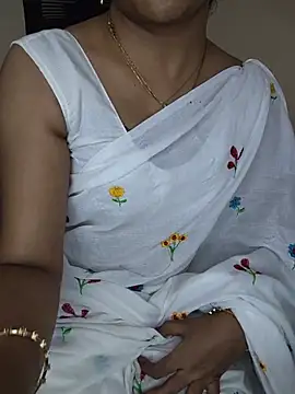 Cute-Smiely-Queen-Telugu webcam