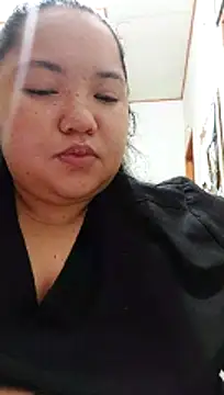 LianaCruzado webcam