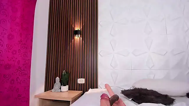AmyColman_ webcam