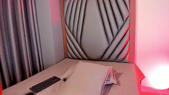 Aura-bakerr webcam