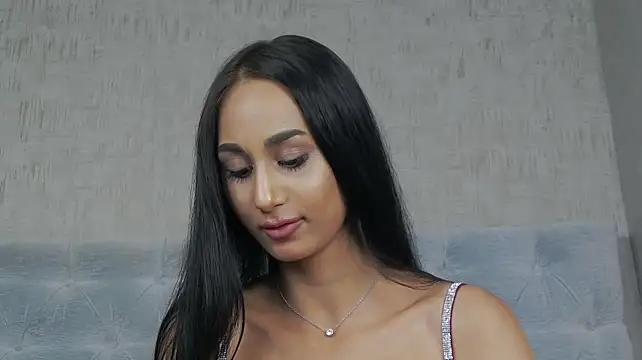 LexxyBloom webcam