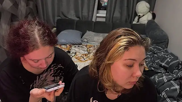 LunarCouple_ webcam