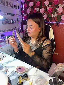 EMILY_DEGRAAF webcam