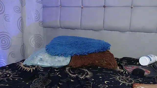 charlotte_brawn webcam