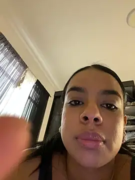 trianawhite webcam
