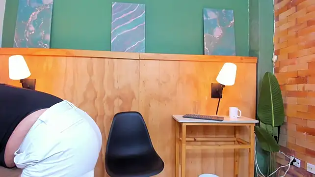 megansumer webcam