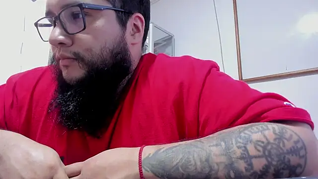 VINCEDMAGLIOO live cam on StripChat