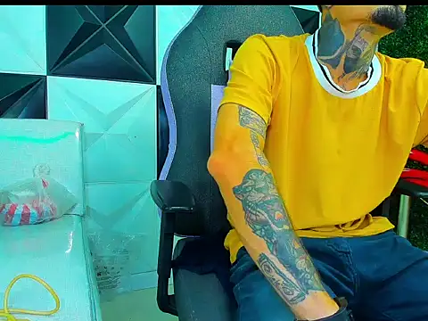 Boy_tatto77 webcam