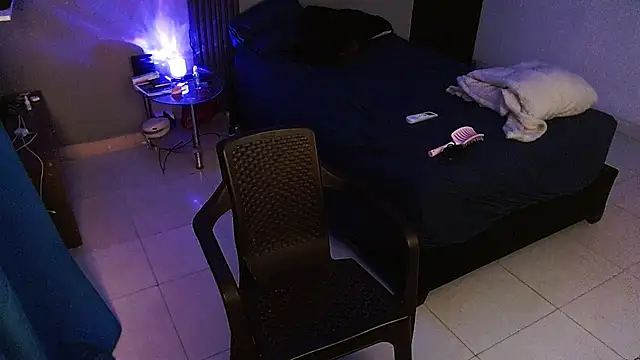 Mr_yisuzz webcam